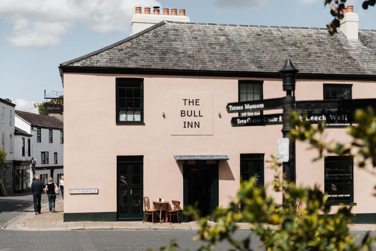 The Bull Inn Totnes Bagian luar foto